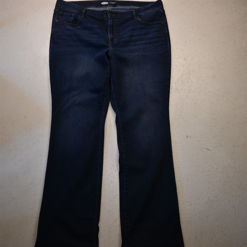 Old Navy 18 Mid Rise Kicker Bootcut Dark Stretch Denim Womens Jeans